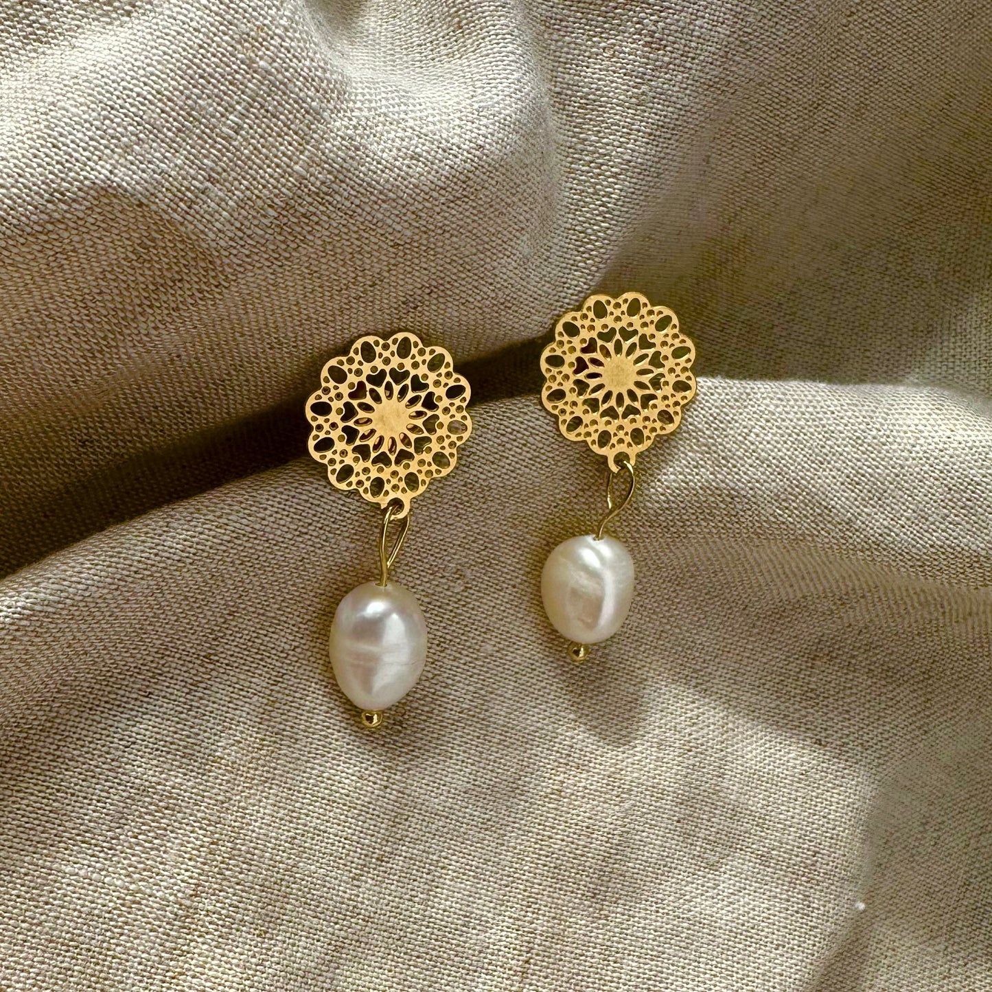 Millie Pearl Earrings