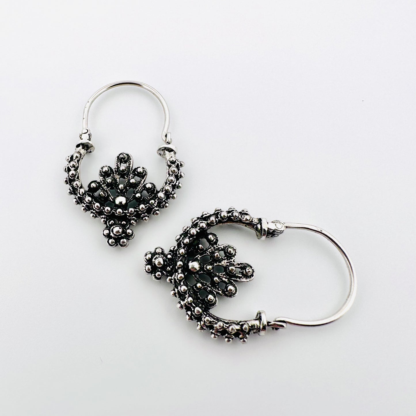 Spalatum Earrings - Silver