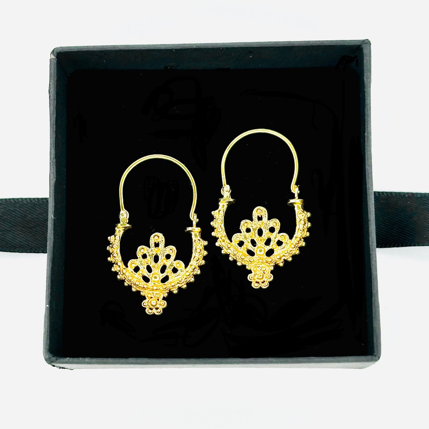 Spalatum Earrings - Gold