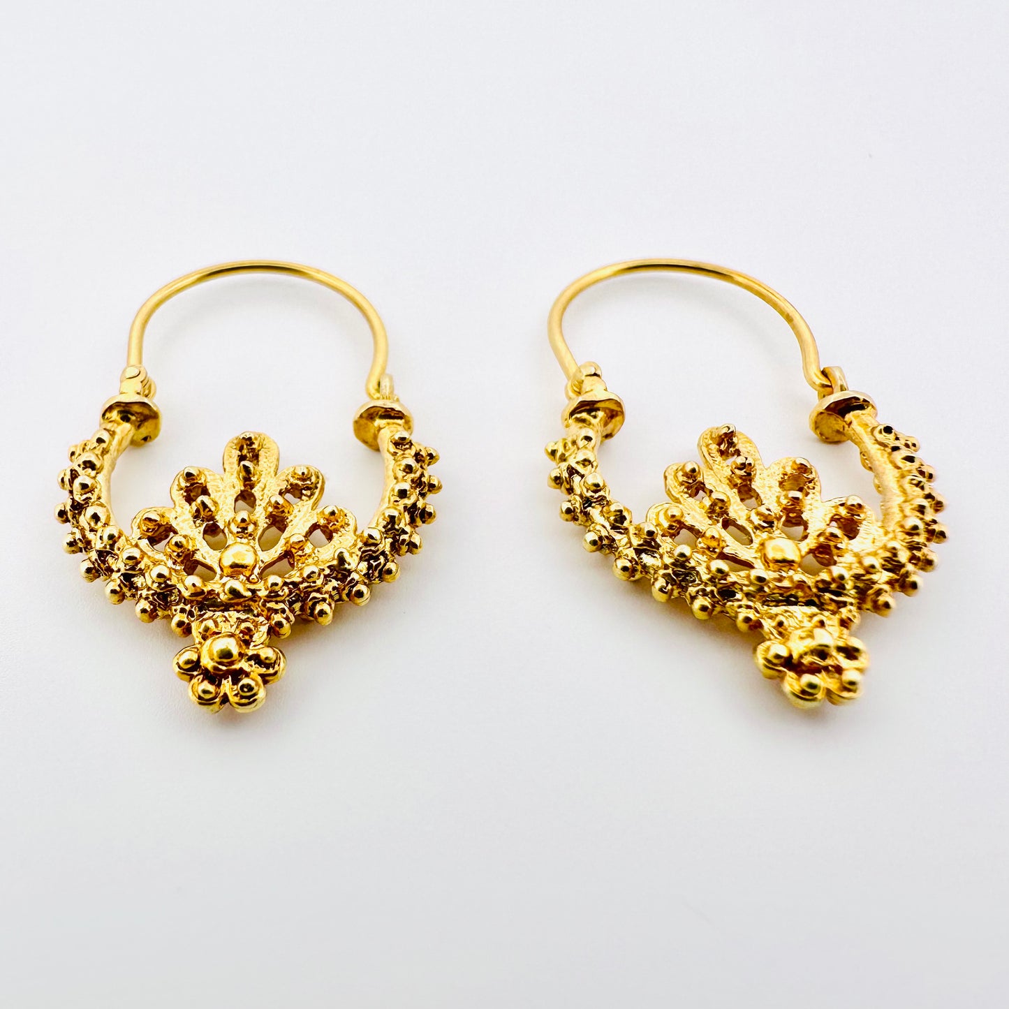 Spalatum Earrings - Gold