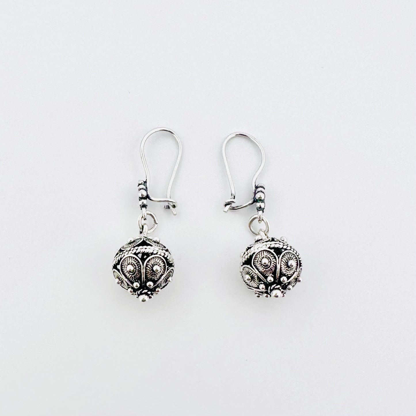 Botun Earrings - Silver