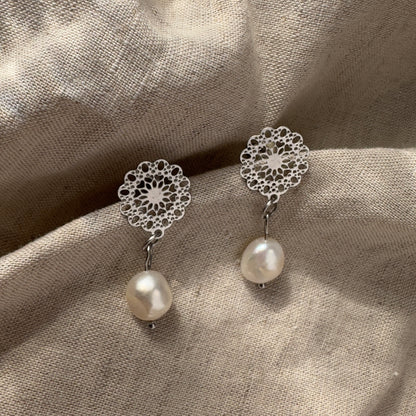 Millie Pearl Earrings